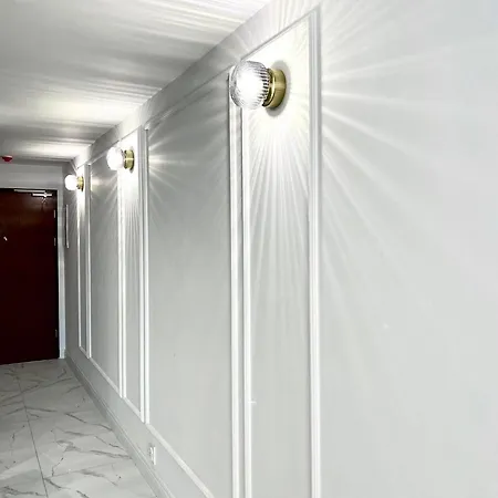 Lofty U Scheiblera Centrum Appartamento *